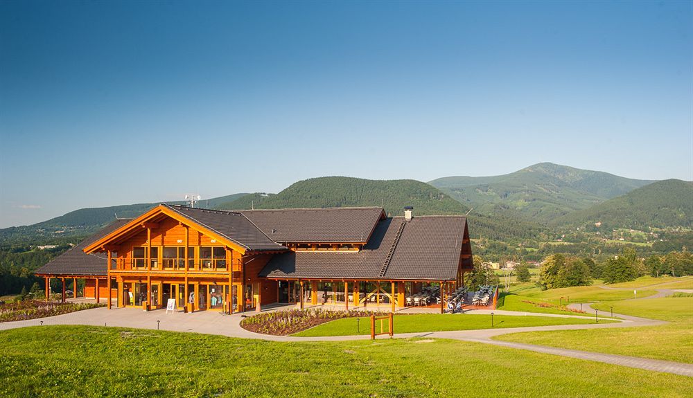 Green Inn Hotel 4* Ostrawica