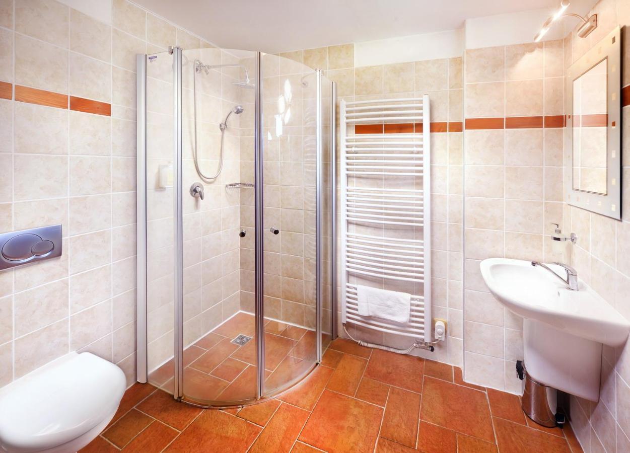 Green Inn Hotel Hotel Ostrawica